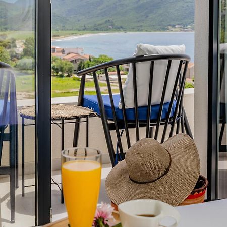 Hotel Aquilo Petrovac エクステリア 写真
